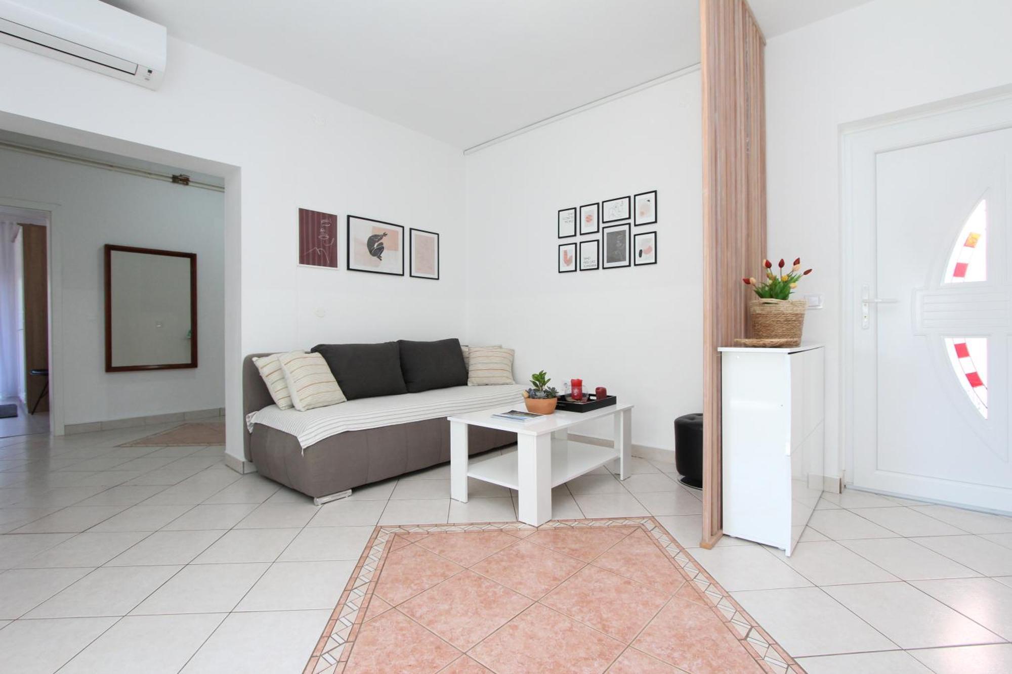 Apartman Rozi *